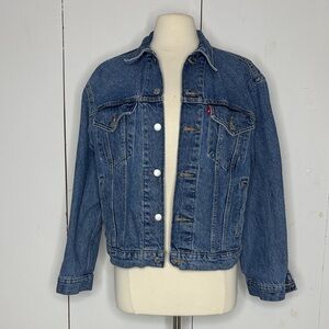 Levi’s denim jean trucker jacket size XL